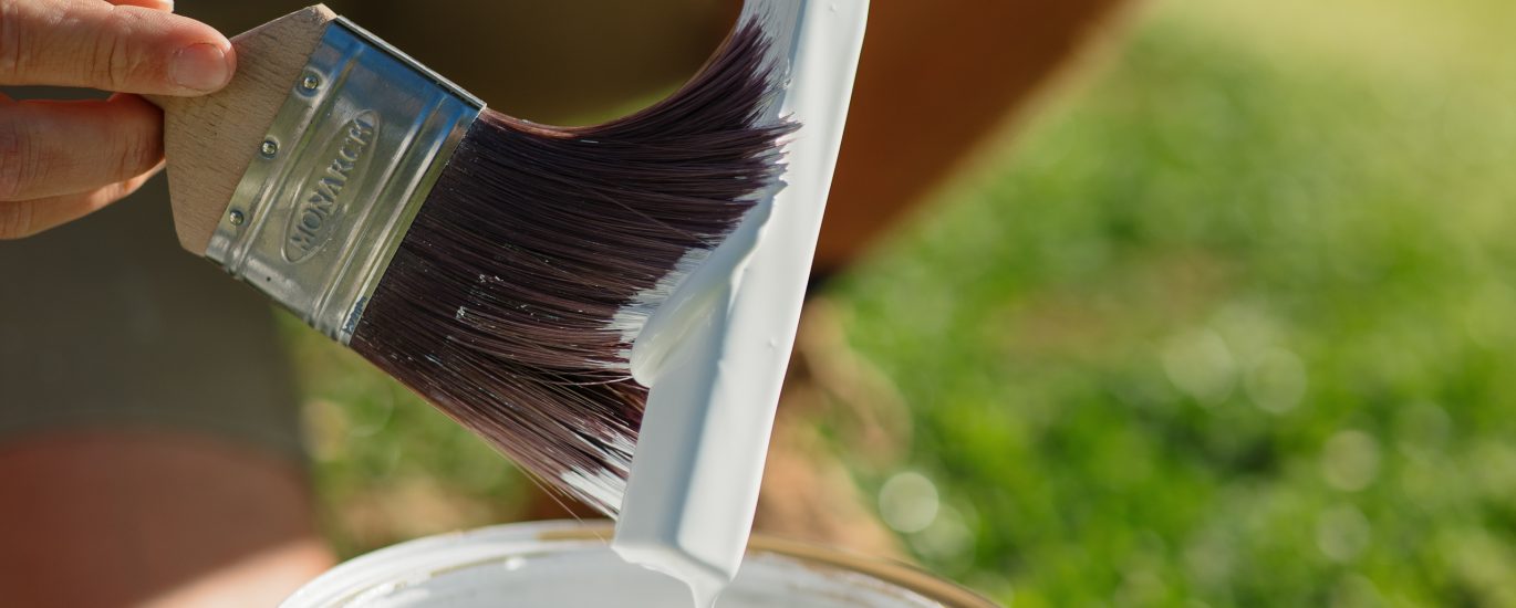 How to Know When It’s Time to Repaint Your Home